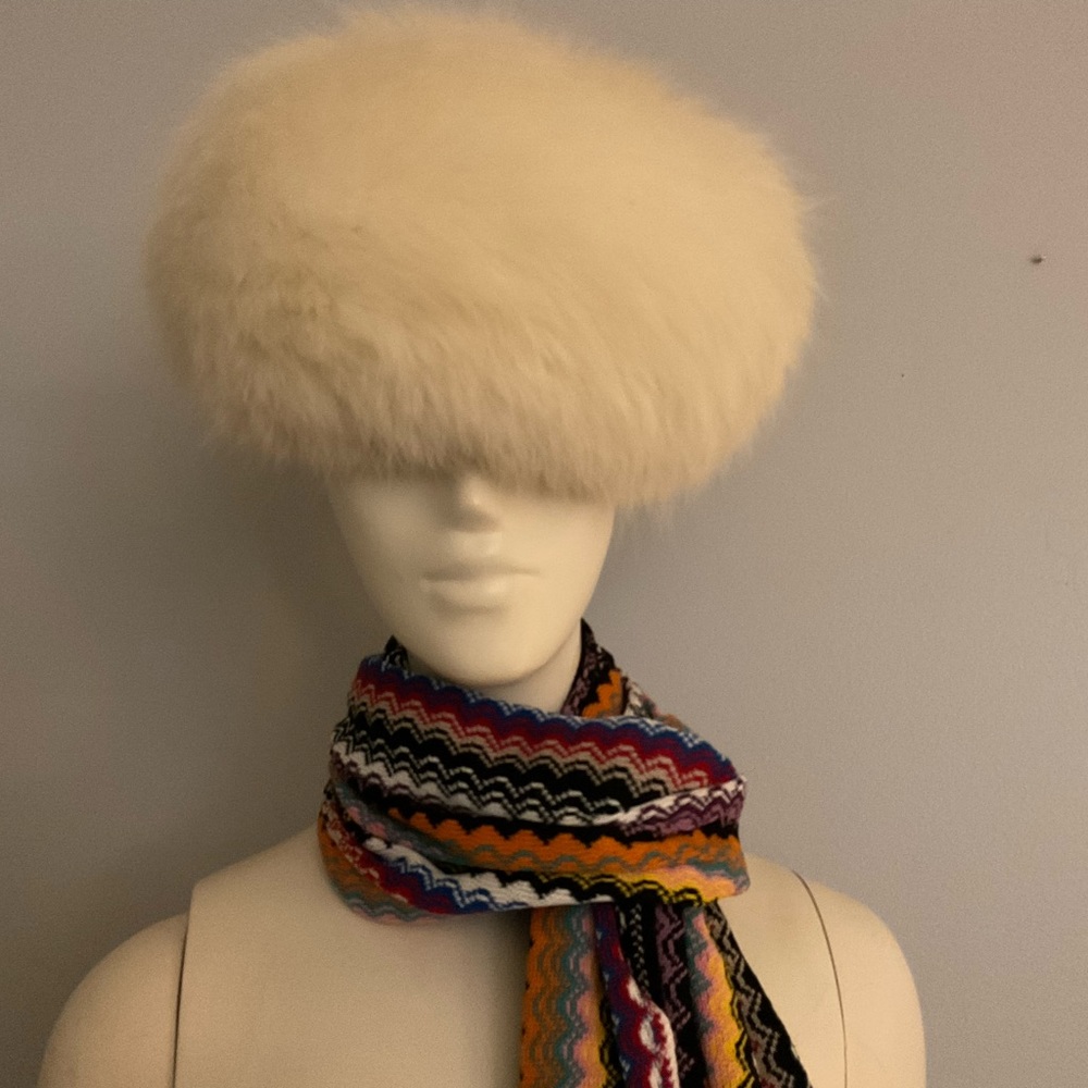 Pillow Hat - Picture 2 of 4